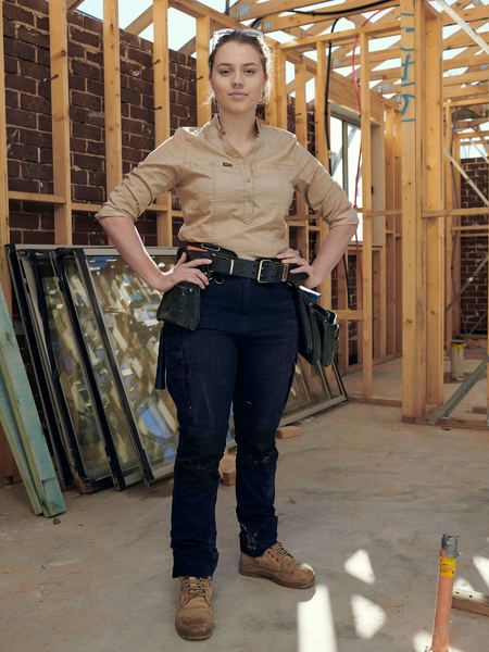 Women's Stretch V-Neck Closed Front Shirt - BLC6063