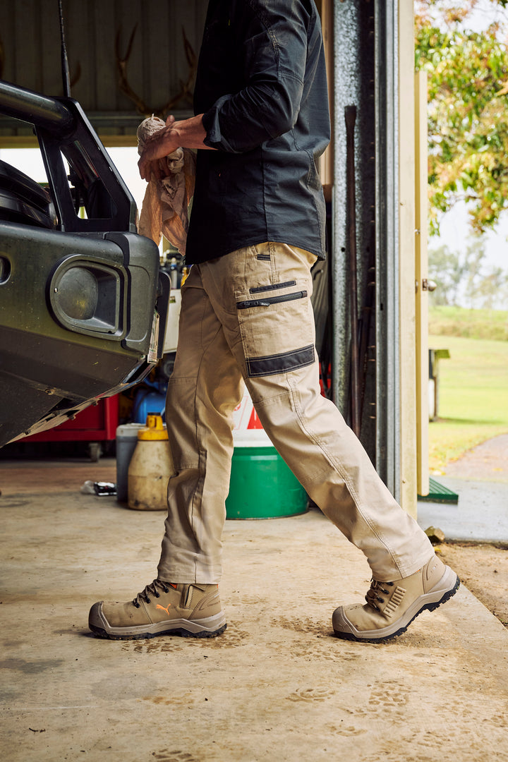 Men's Flx & Move™ Stretch Canvas Elastic Waist Cargo Pants - BPC6338